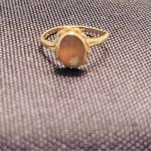 Size 6 Gold Ring